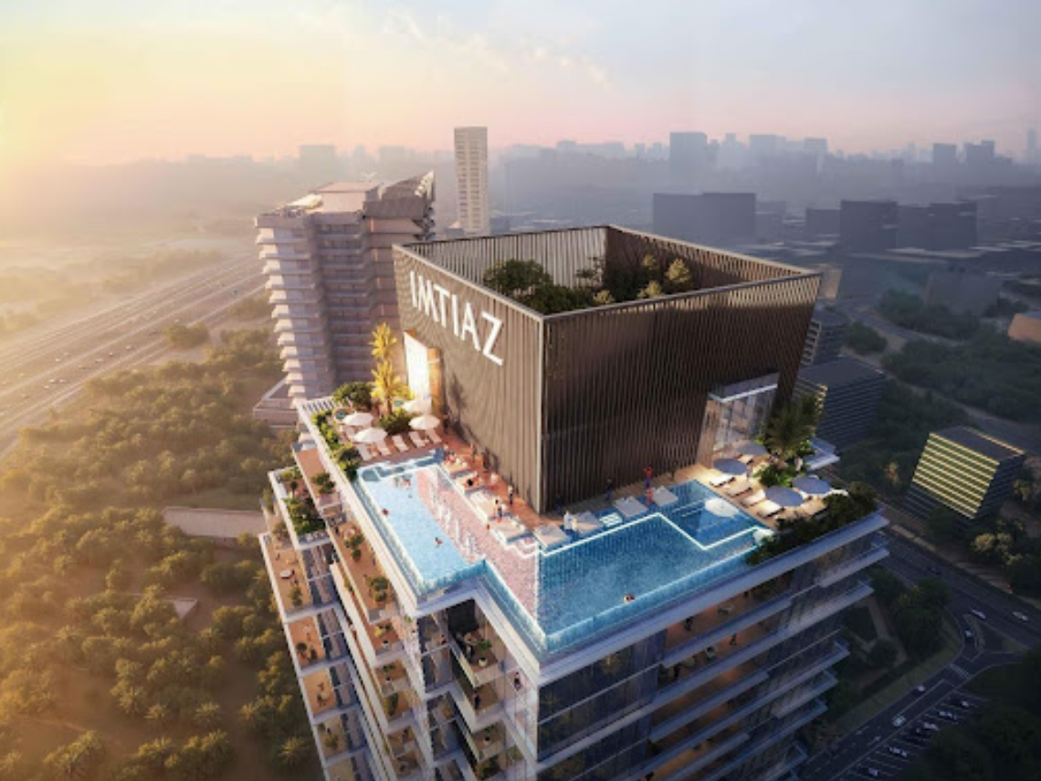 Cove Boulevard by Imtiaz